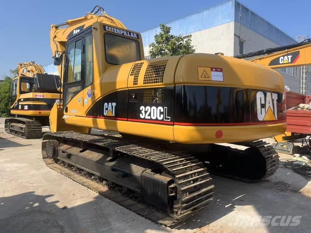 CAT 320 C L Bandgrävare
