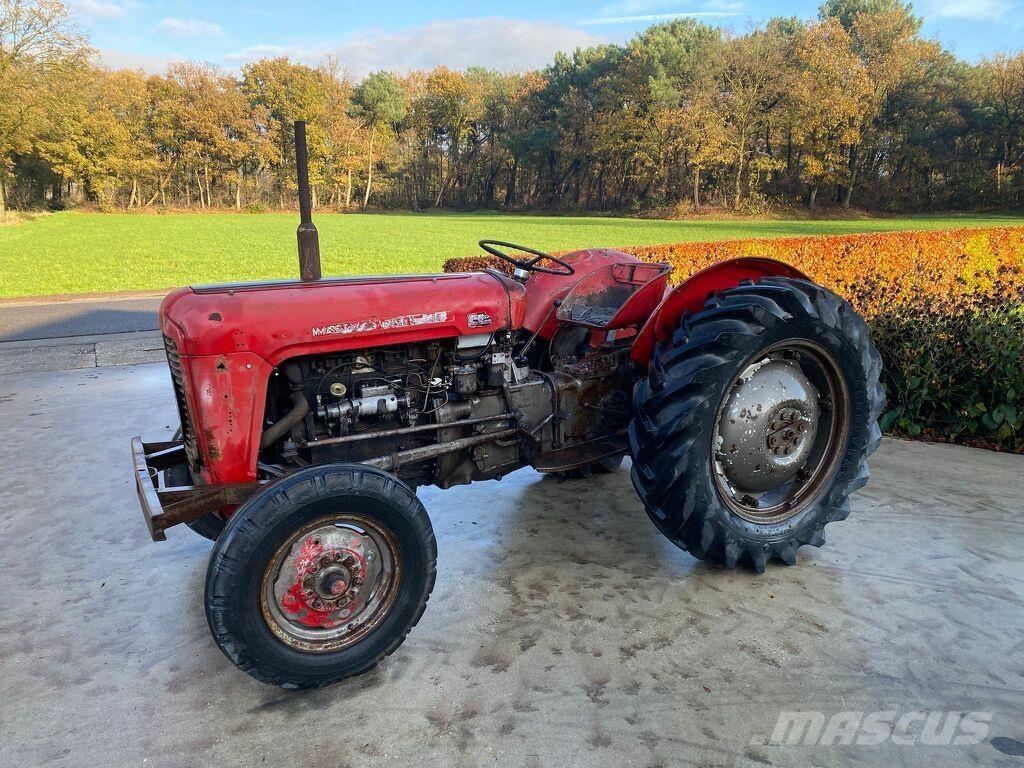 Massey Ferguson 35 Traktorer