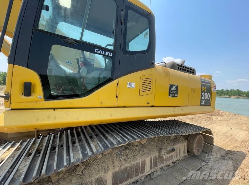 Komatsu PC 300 LC Bandgrävare