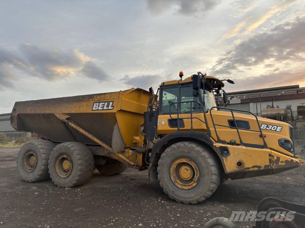 Bell B 30 E Midjestyrd dumper