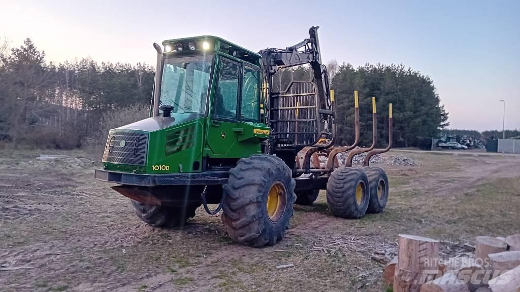 John Deere 1010D Skotare