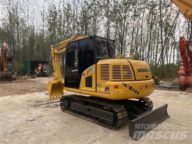 Komatsu PC70-8 Bandgrävare