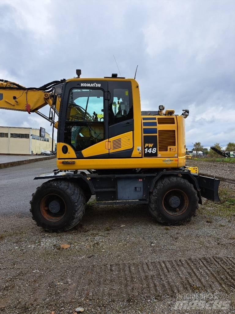 Komatsu PW148-11 Hjulgrävare