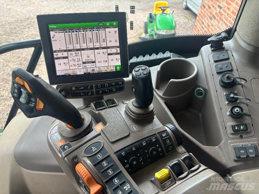 John Deere 6130 R Traktorer