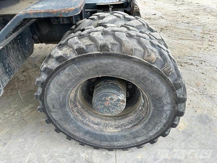 Hyundai HW140 Hjulgrävare