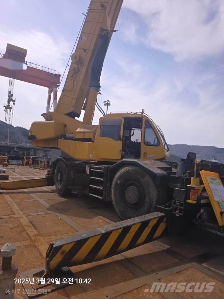 Kobelco RK 450 Terrängkranar (Grov terräng)