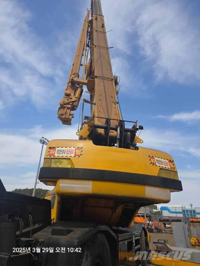 Kobelco RK 450 Terrängkranar (Grov terräng)