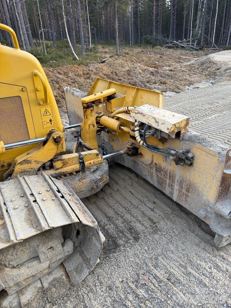 Komatsu D 37 PX-23 Bandschaktare