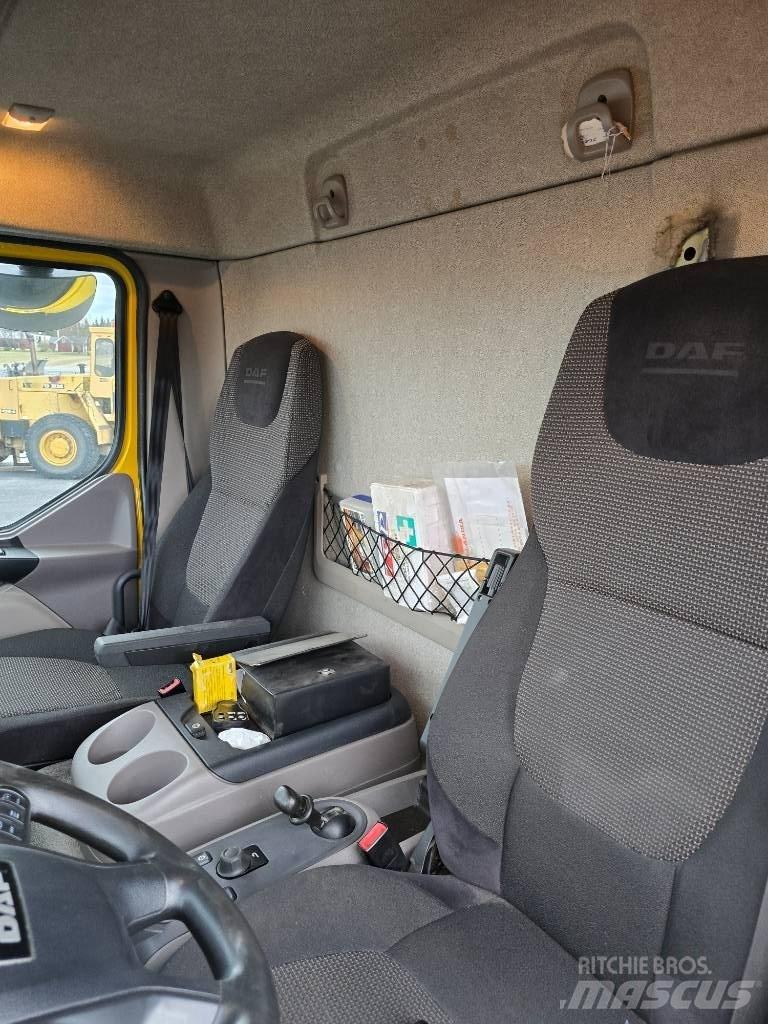 DAF LF 12.220 Skåpbilar