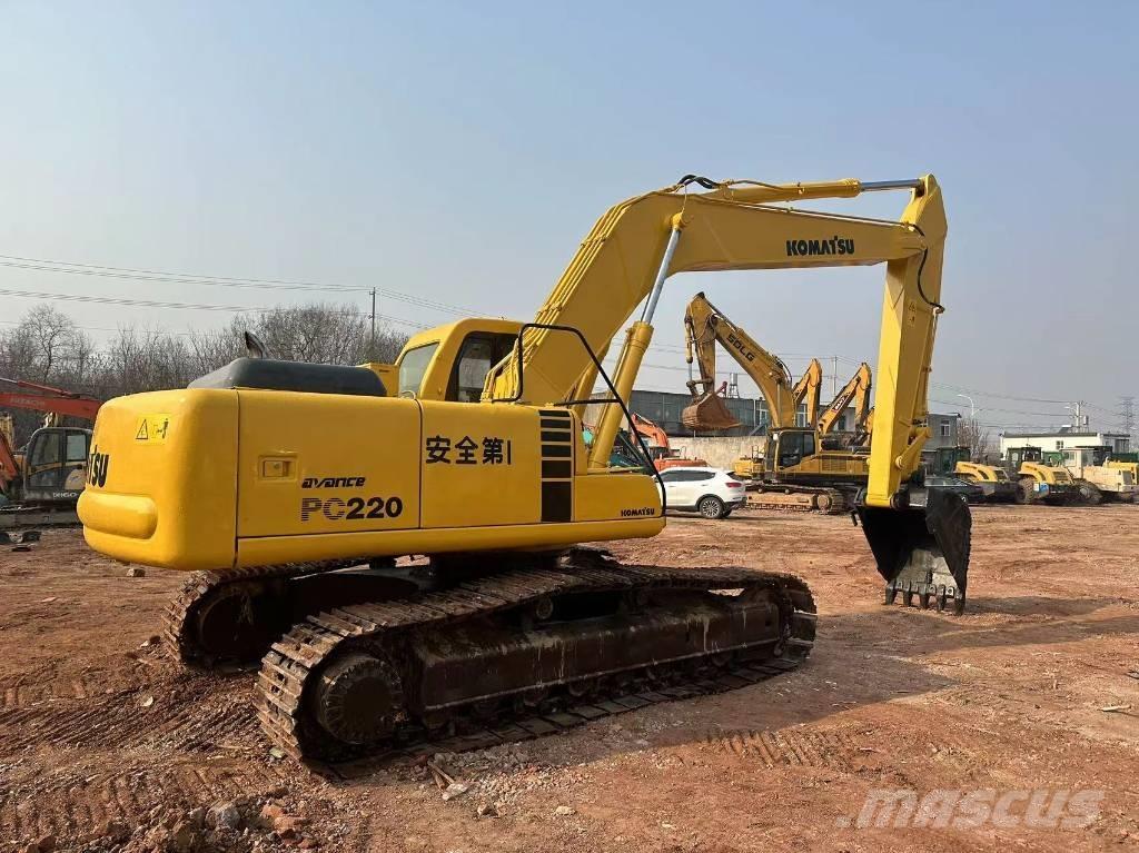 Komatsu PC 220 Bandgrävare