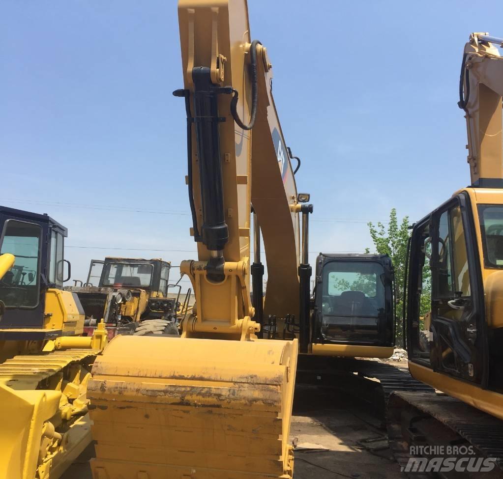 CAT 320 D Bandgrävare