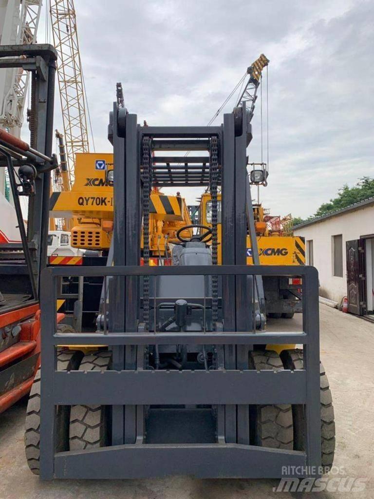 Komatsu 8 Ton Dieselmotviktstruckar