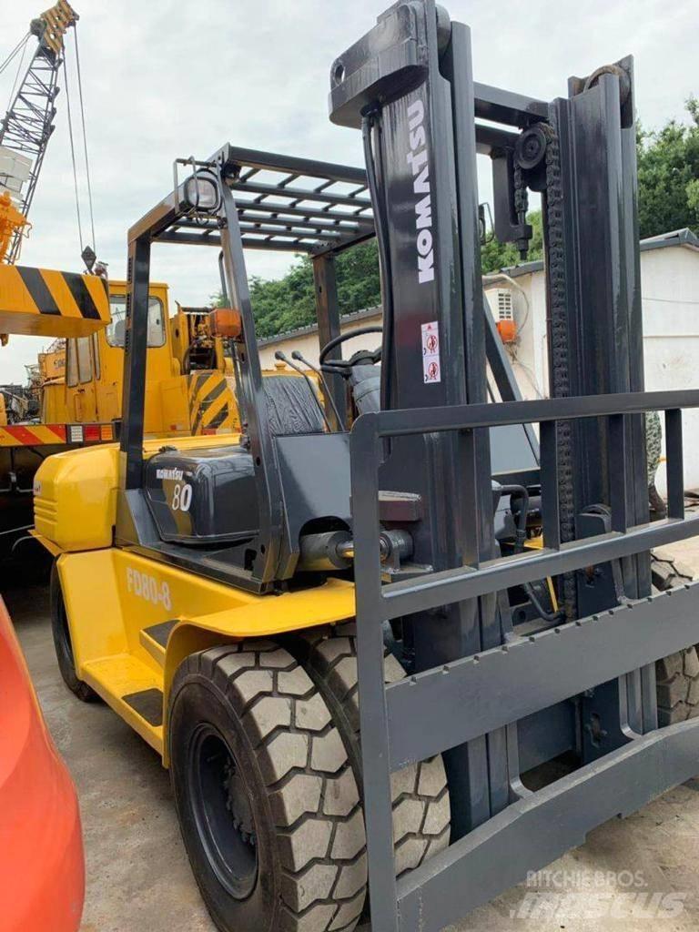 Komatsu 8 Ton Dieselmotviktstruckar