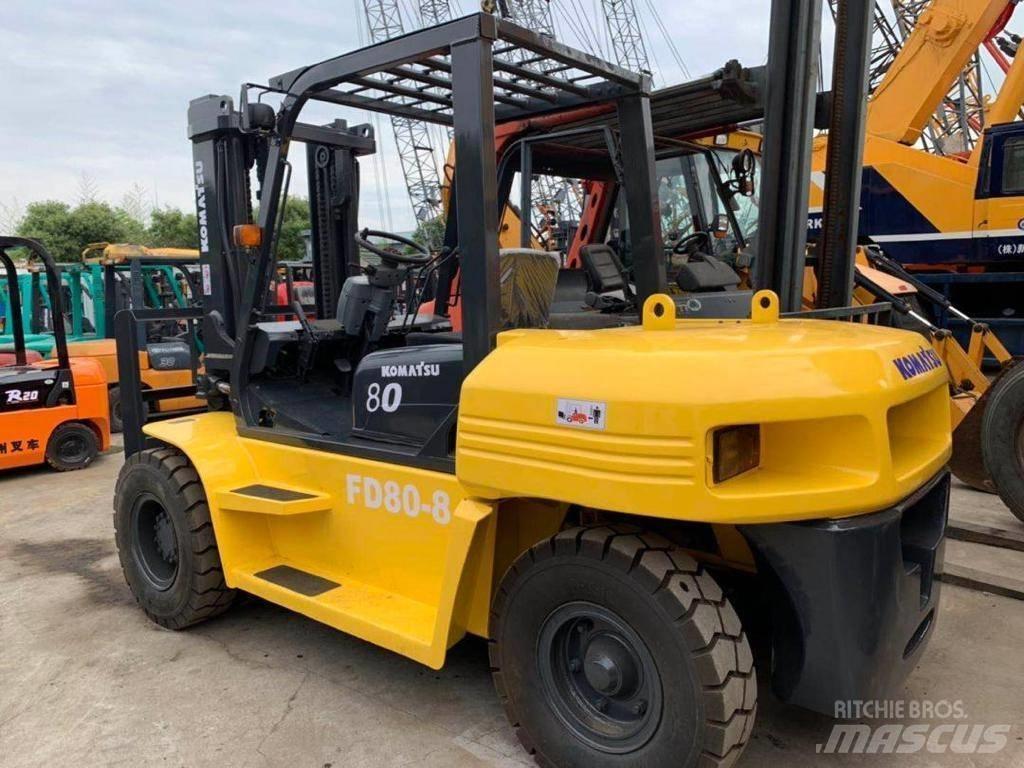 Komatsu 8 Ton Dieselmotviktstruckar