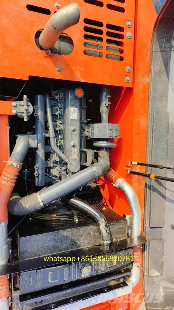 Doosan DX 225 Bandgrävare