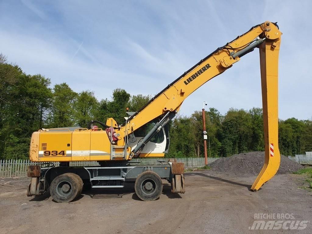Liebherr A 934 C Avfalls / industri hantering