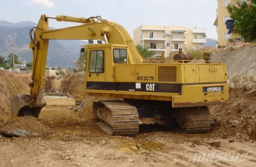 CAT 235 C Bandgrävare