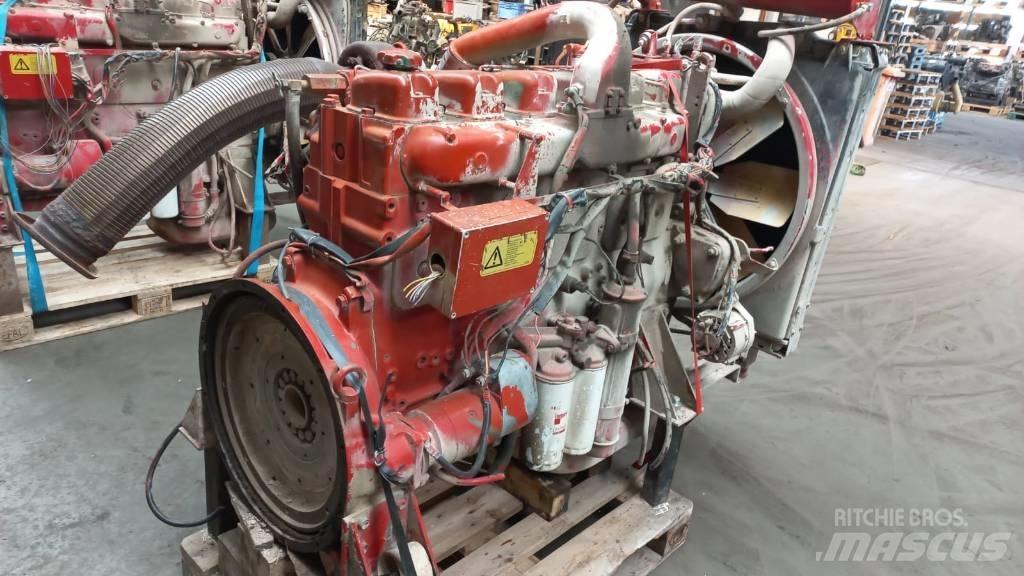 Volvo TD121G Motorer