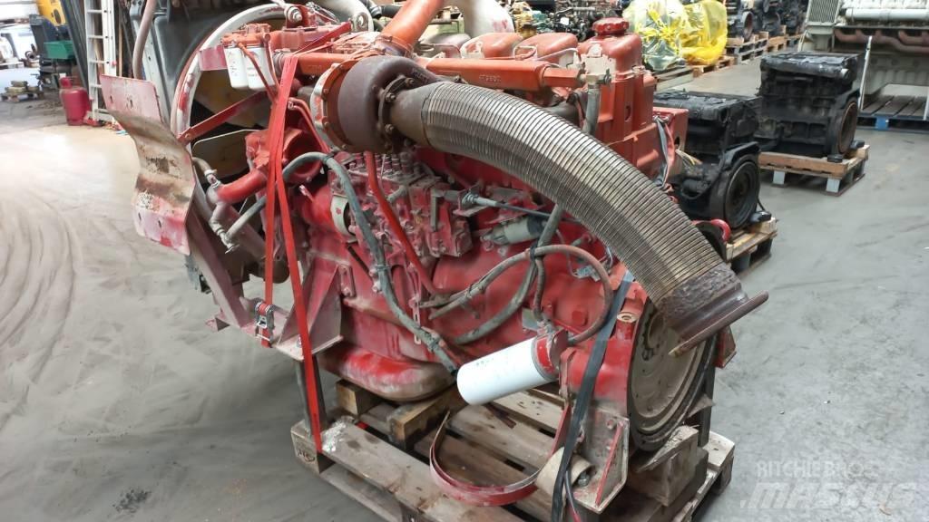 Volvo TD121G Motorer