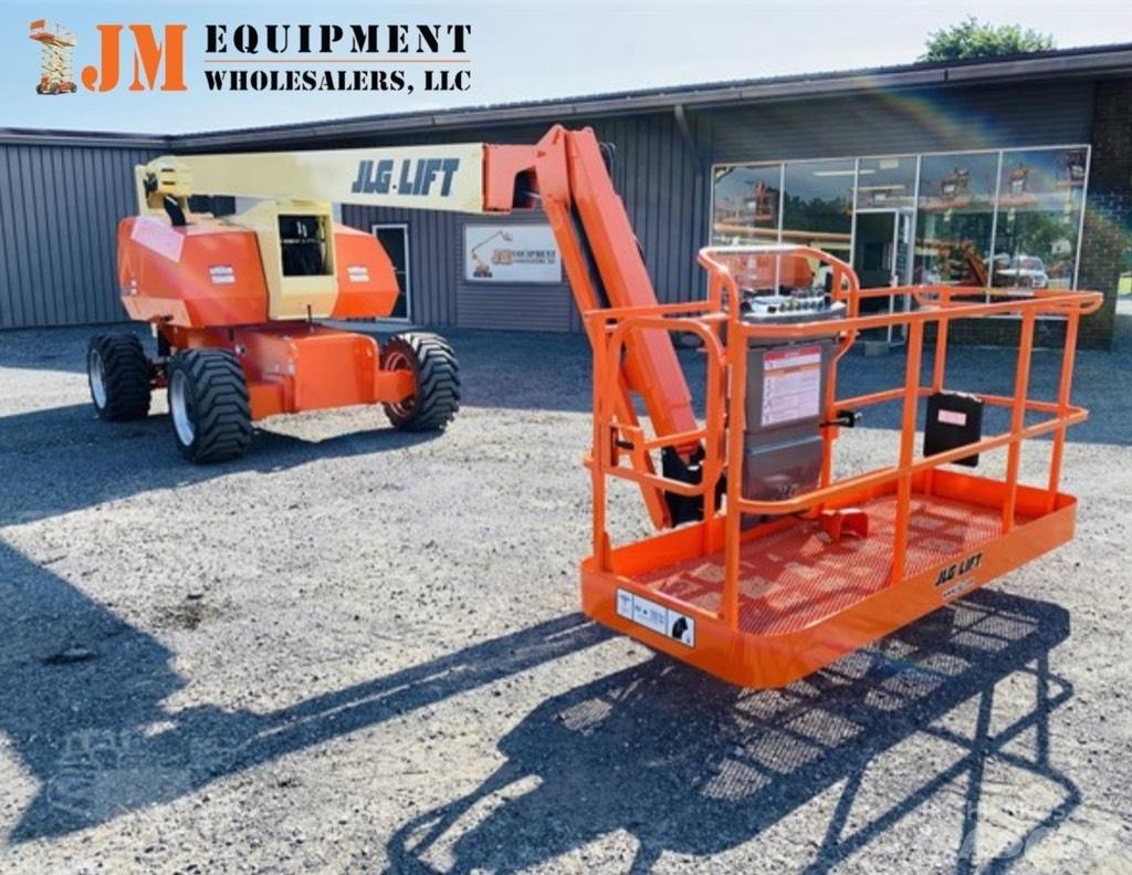 JLG 800 AJ Bomliftar