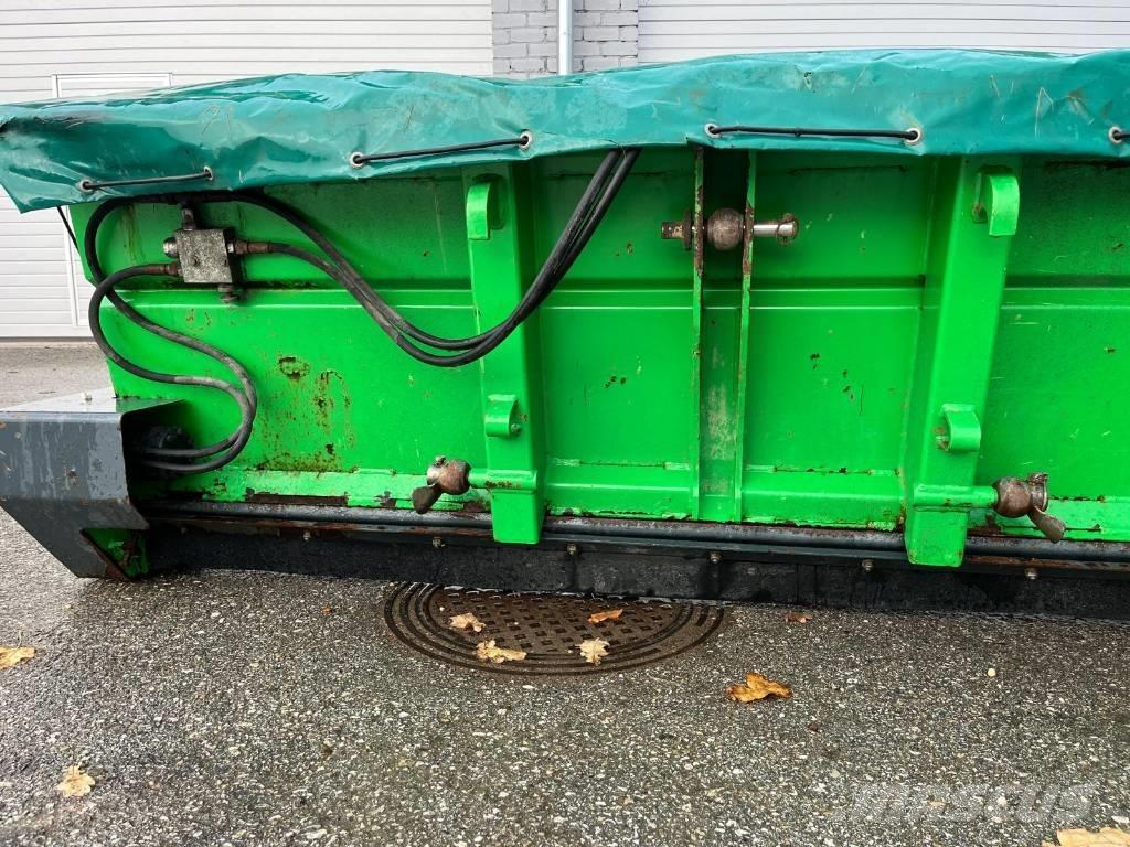 Sami SL 2300 Redskapsbärare