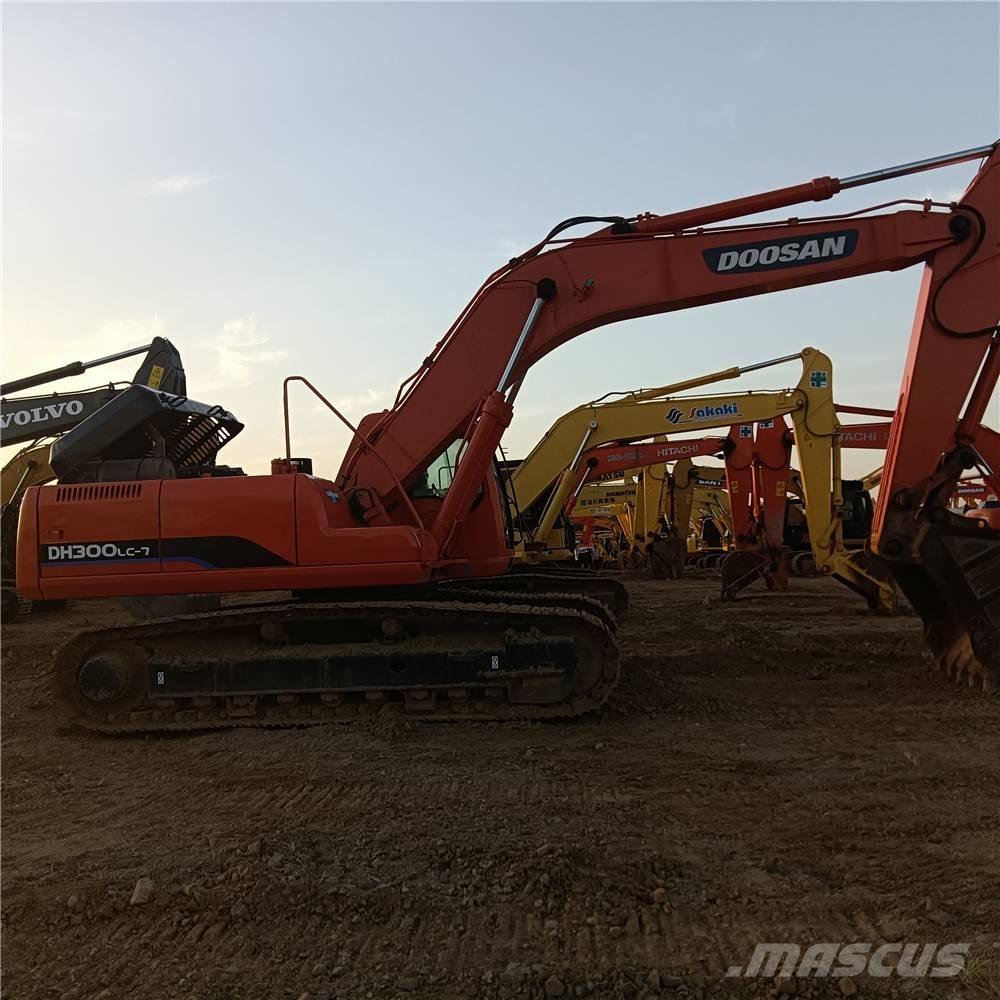 Doosan DH300LC-7 Bandgrävare