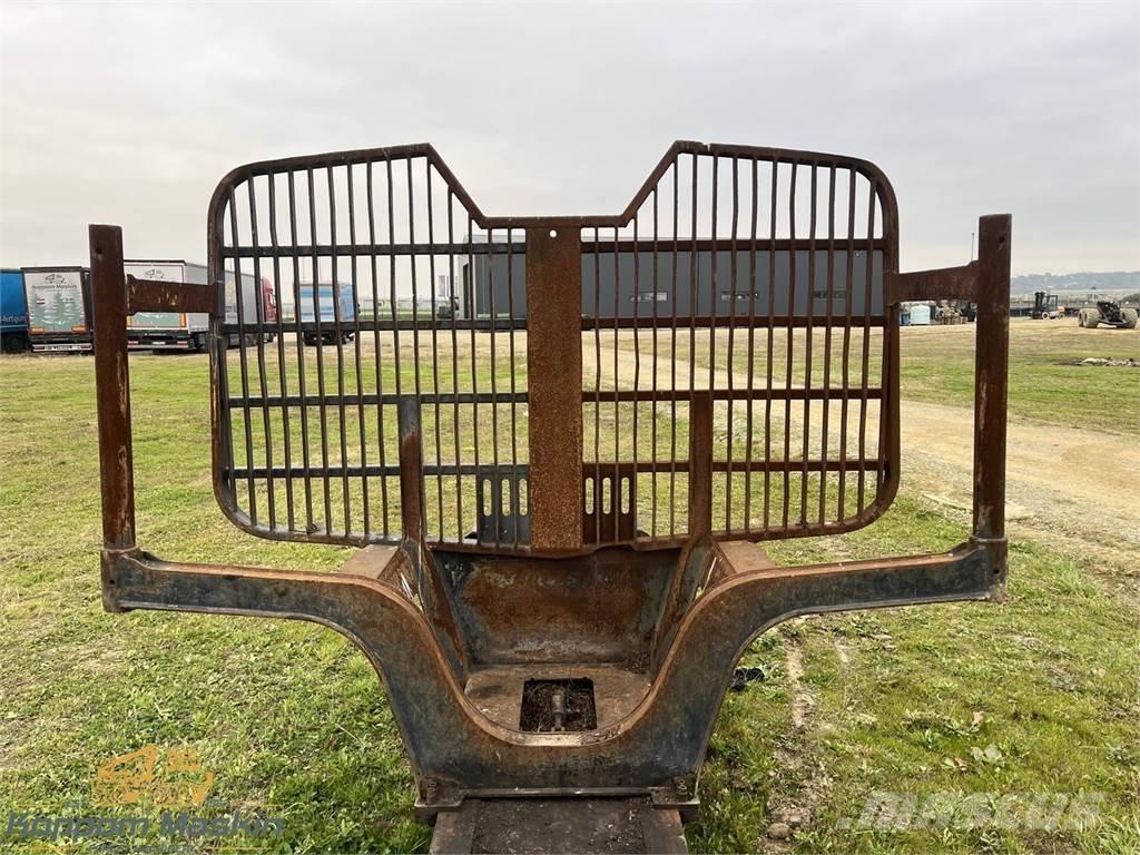 John Deere 1210E Redskap till skogsmaskiner