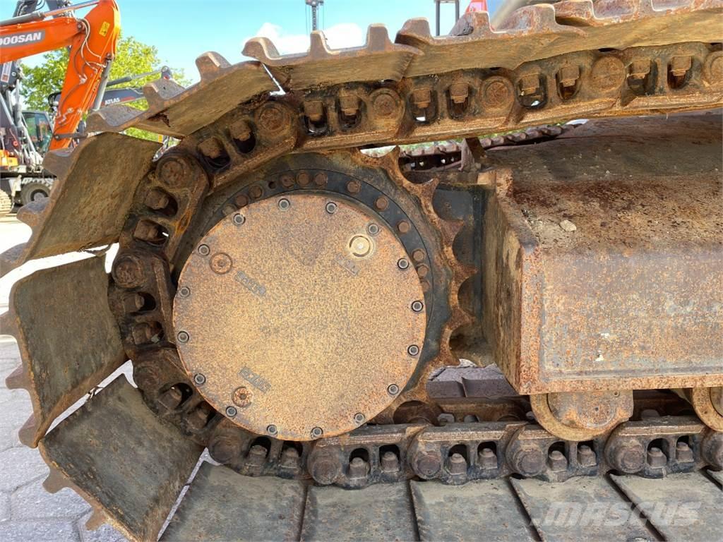 Doosan DX235LC-5 Bandgrävare