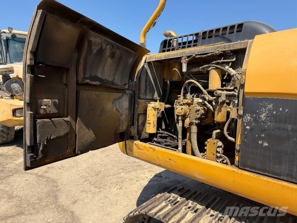 CAT 324 D Bandgrävare