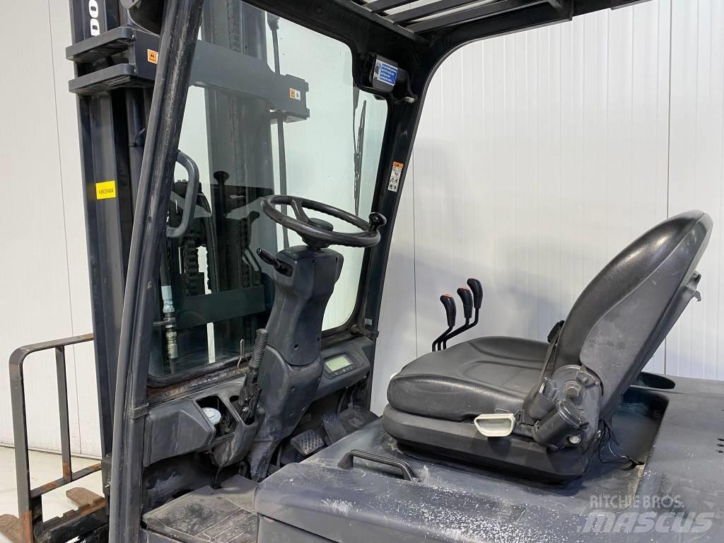 Doosan B35X-5 Elmotviktstruckar