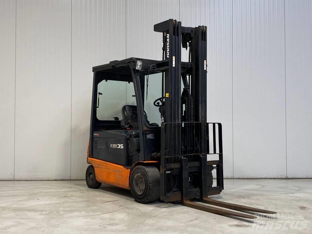 Doosan B35X-5 Elmotviktstruckar