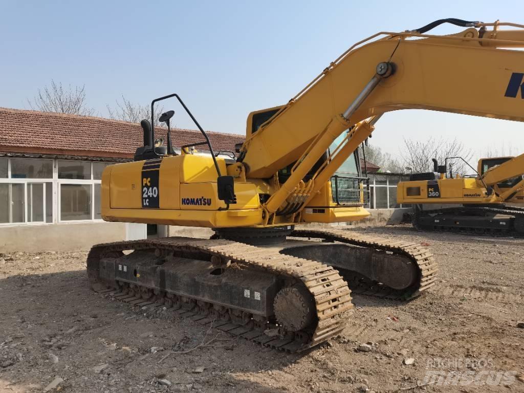 Komatsu PC 240 LC-10 Bandgrävare