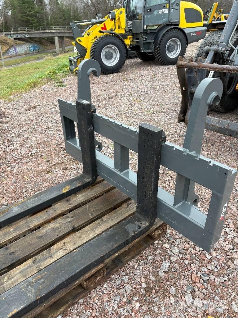 XYZ Gaffelställ BM Hjullastare