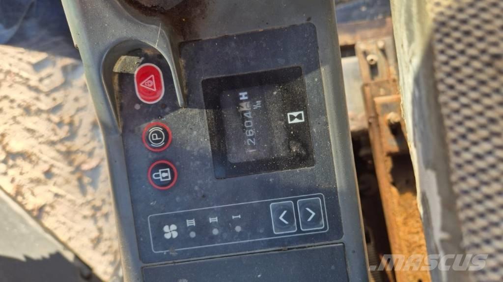 JCB JS 130 Bandgrävare