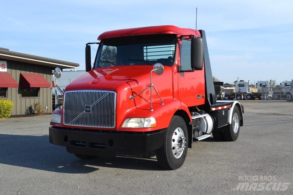 Volvo VNM 42 T200 Dragbilar