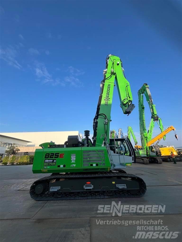 Sennebogen 825 R Rivningsgrävare