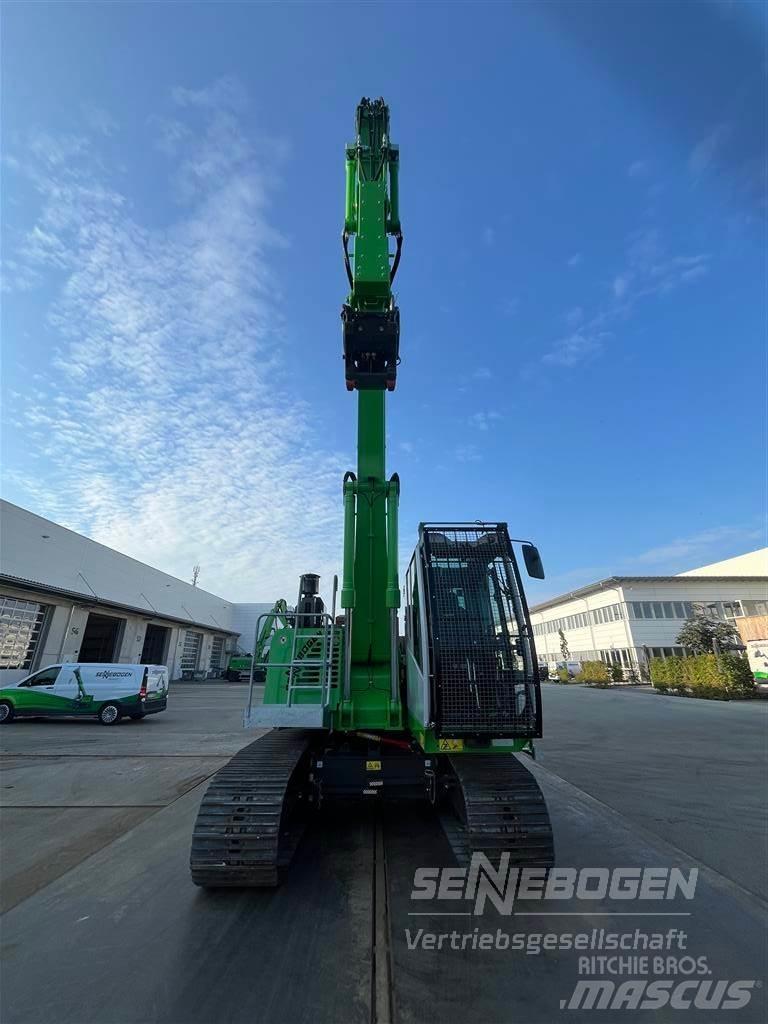 Sennebogen 825 R Rivningsgrävare