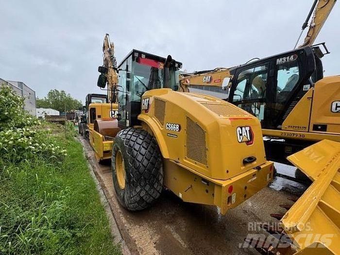 CAT CS 66B Andra vältar
