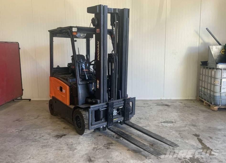 Doosan B 25 X-7 Elmotviktstruckar