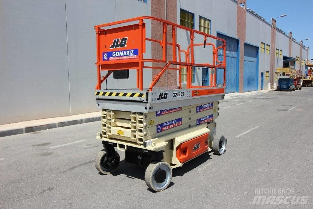 JLG 3246 ES Saxliftar