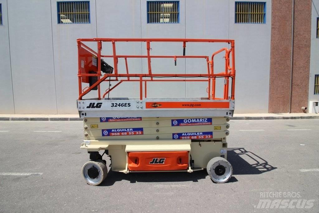 JLG 3246 ES Saxliftar