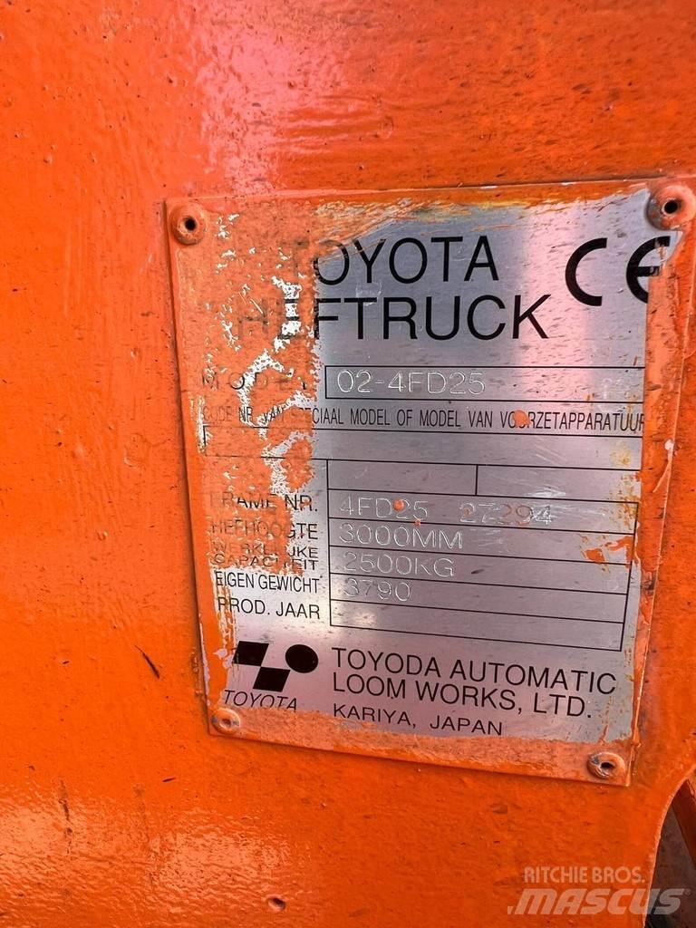 Toyota 02-4FD25 Dieselmotviktstruckar