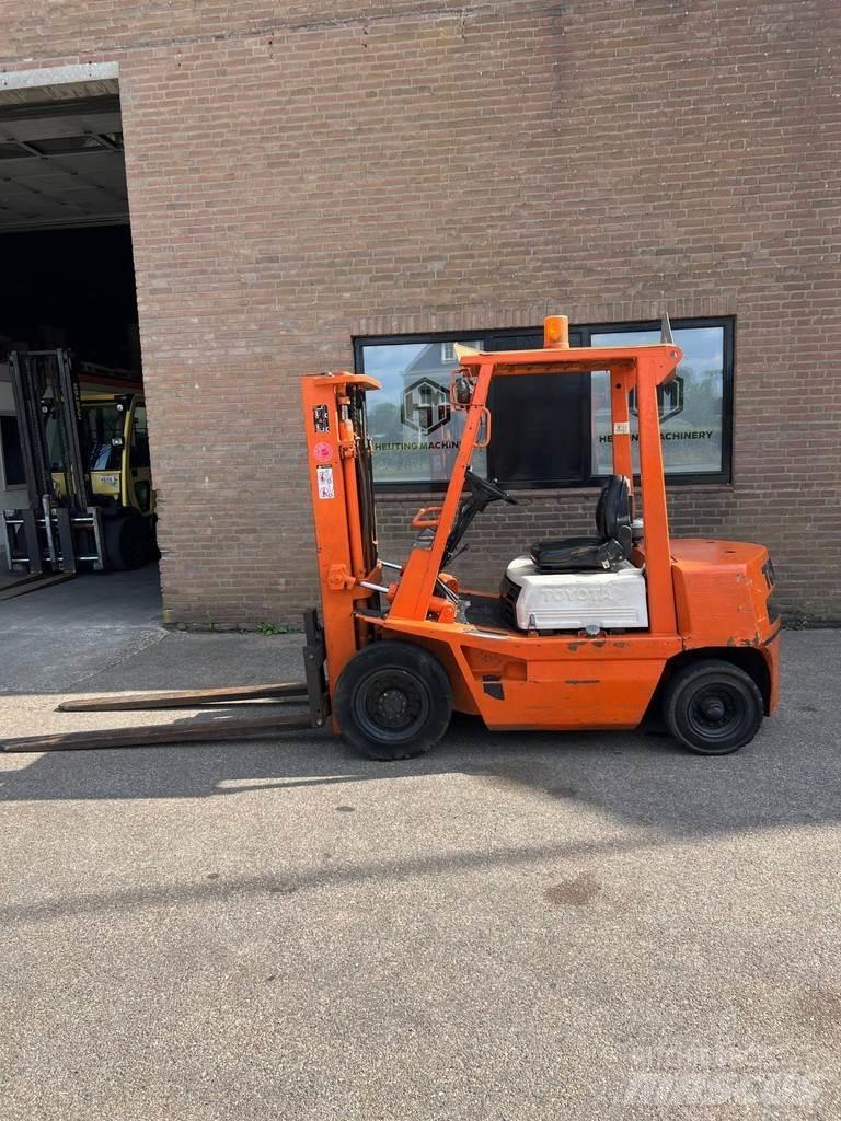 Toyota 02-4FD25 Dieselmotviktstruckar