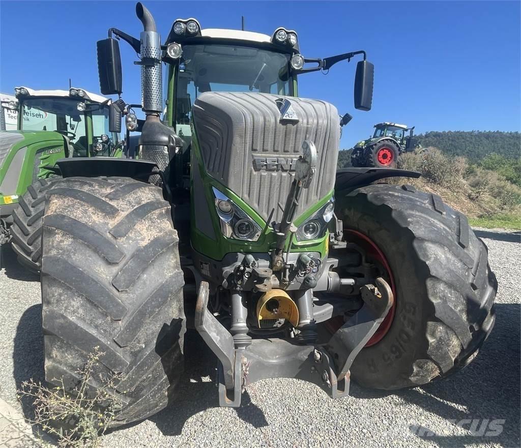 Fendt 933 Vario Traktorer