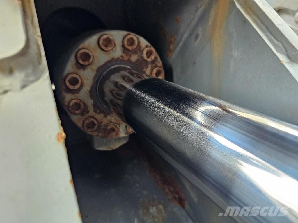 Terex TM350 Avfalls / industri hantering