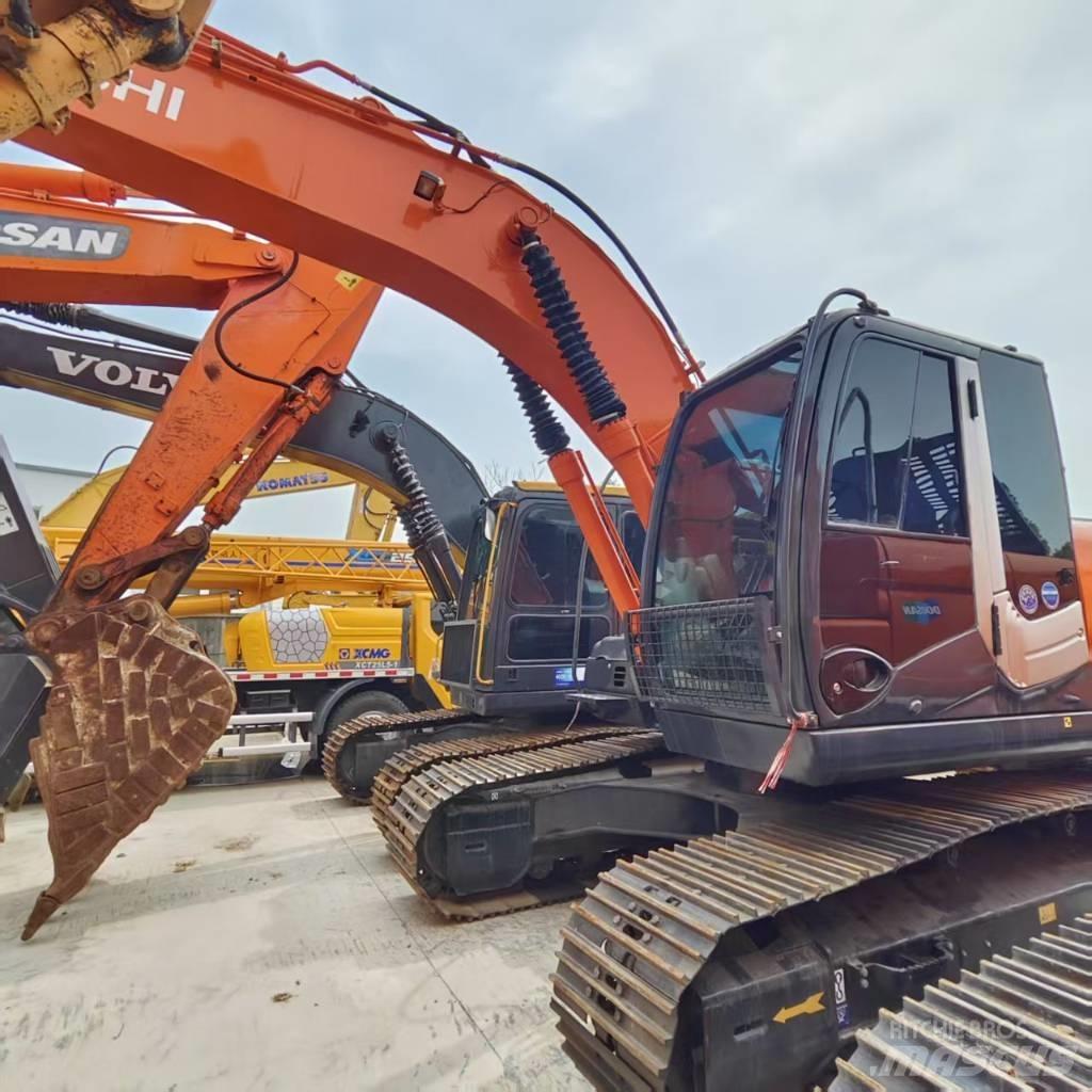 Hitachi ZX 210 Bandgrävare