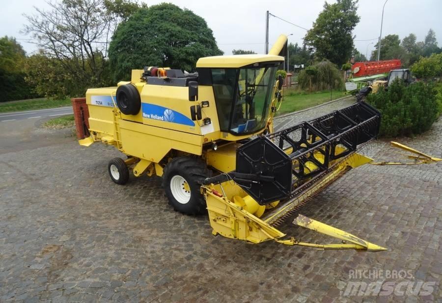 New Holland TC 54 Skördetröskor
