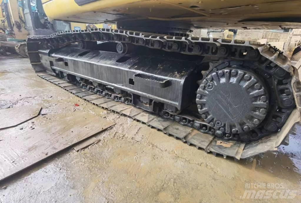 CAT 320CL Bandgrävare
