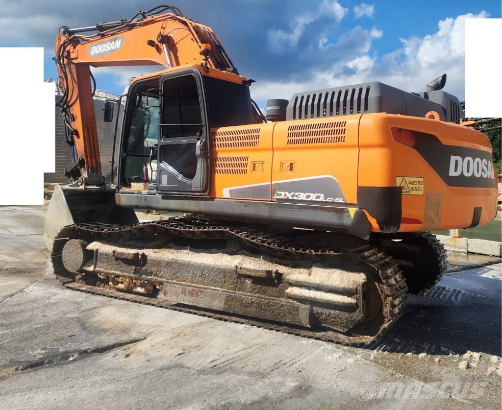 Doosan DX300LC-5L Bandgrävare