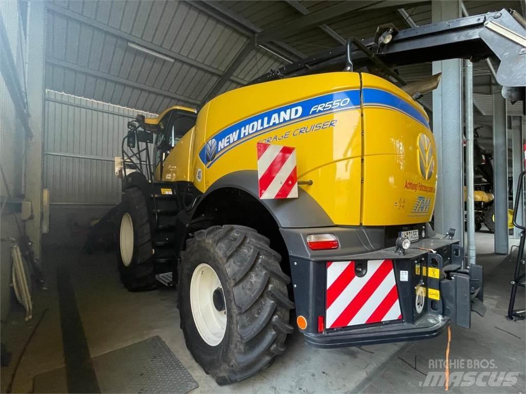 New Holland FR550 Självgående fälthackar